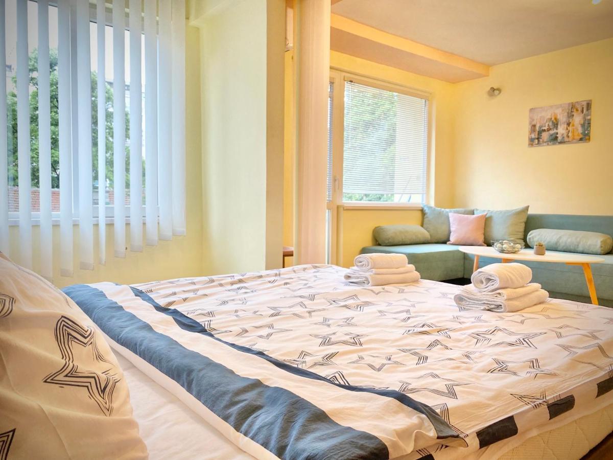 Sunny Central Apartment With Tv & Wi-Fi Stara Sagora Exterior foto